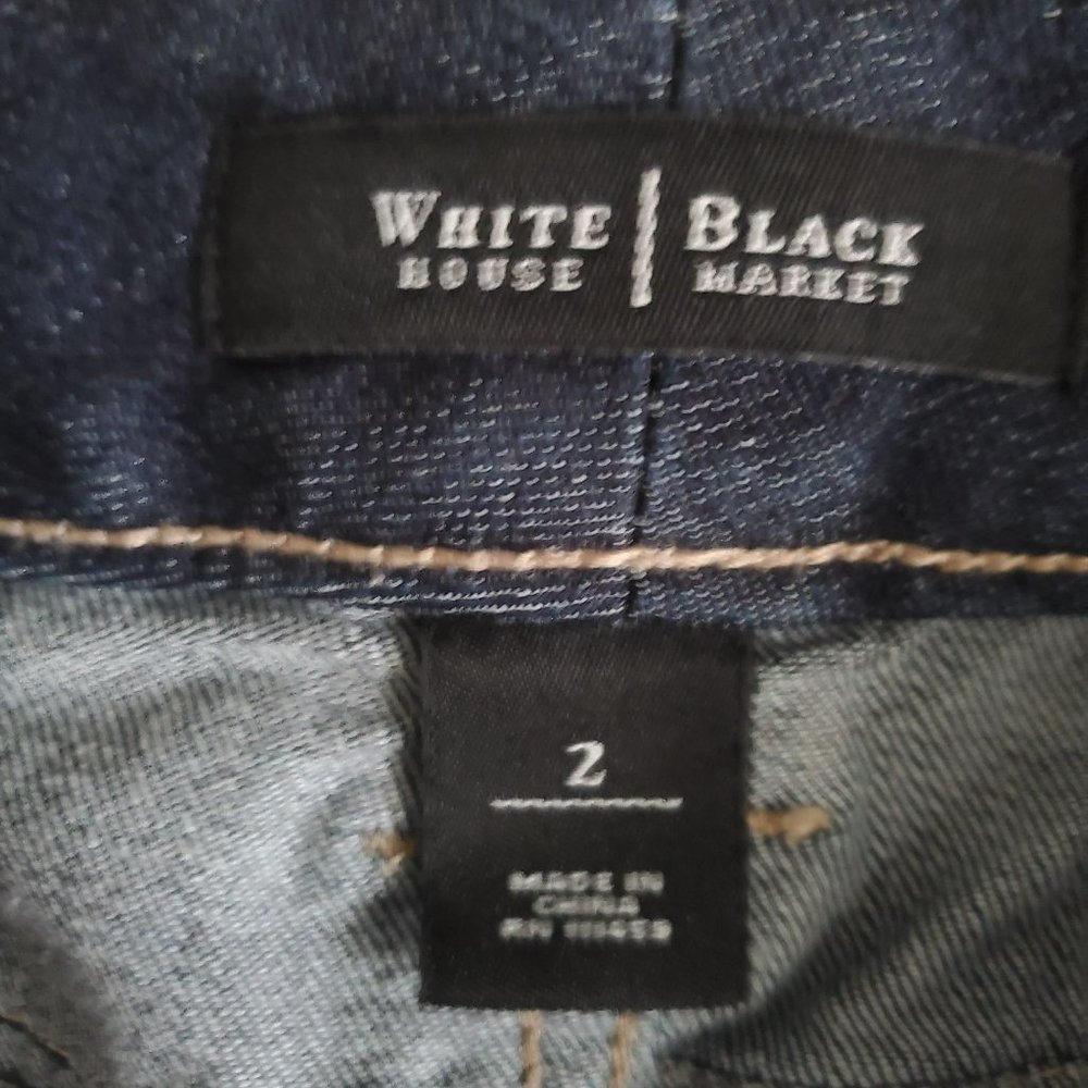 White House Black Market Women's Blue Medium Wash Embrace Life Denim Skirt Sz 2‎ - Picture 9 of 9